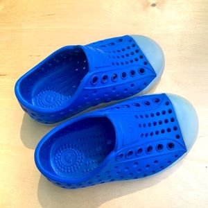 Native, Toddler Boys Shoes, Size 5, Blue